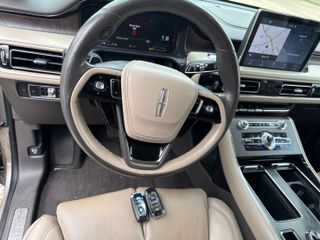 2020 Lincoln Aviator Reserve - Interior Steering Wheel With Keys Image